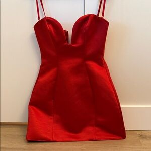Chic Strapless Red Dress